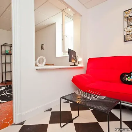 Beach, Pure Centre, View Over Opera De Apartmán *